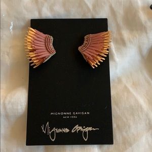 Mignonne Gavigan mini Madeline earrings blush NWT